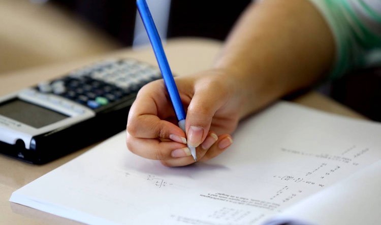 ما مصير الإمتحانات الرسمية في لبنان، اعرف التفاصيل 