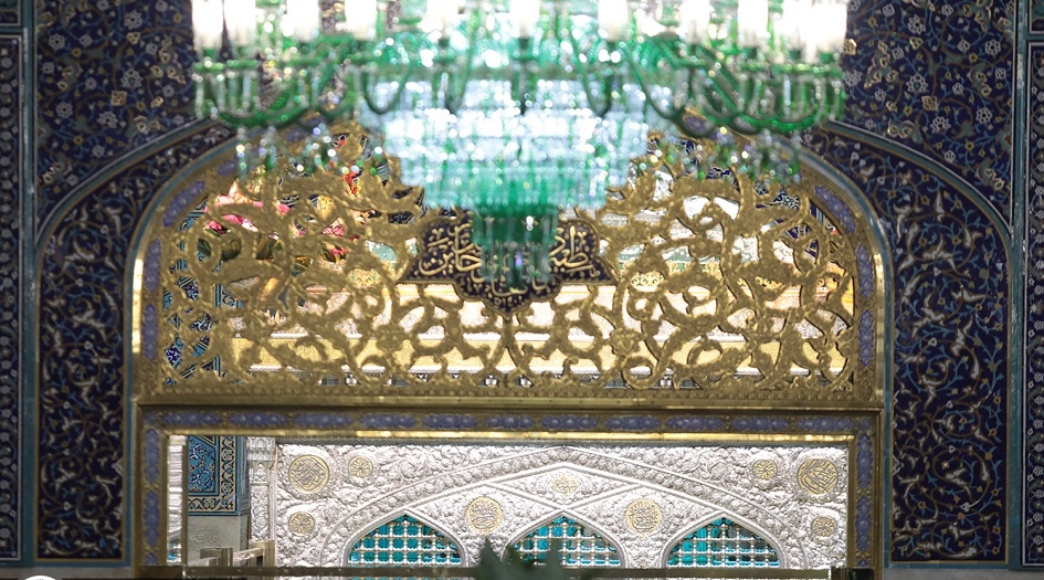 بالصور:في ليلة الرغائب ... أصوات المؤمنين ترتفع بنداء العفو في الحرم الرضوي الشريف 