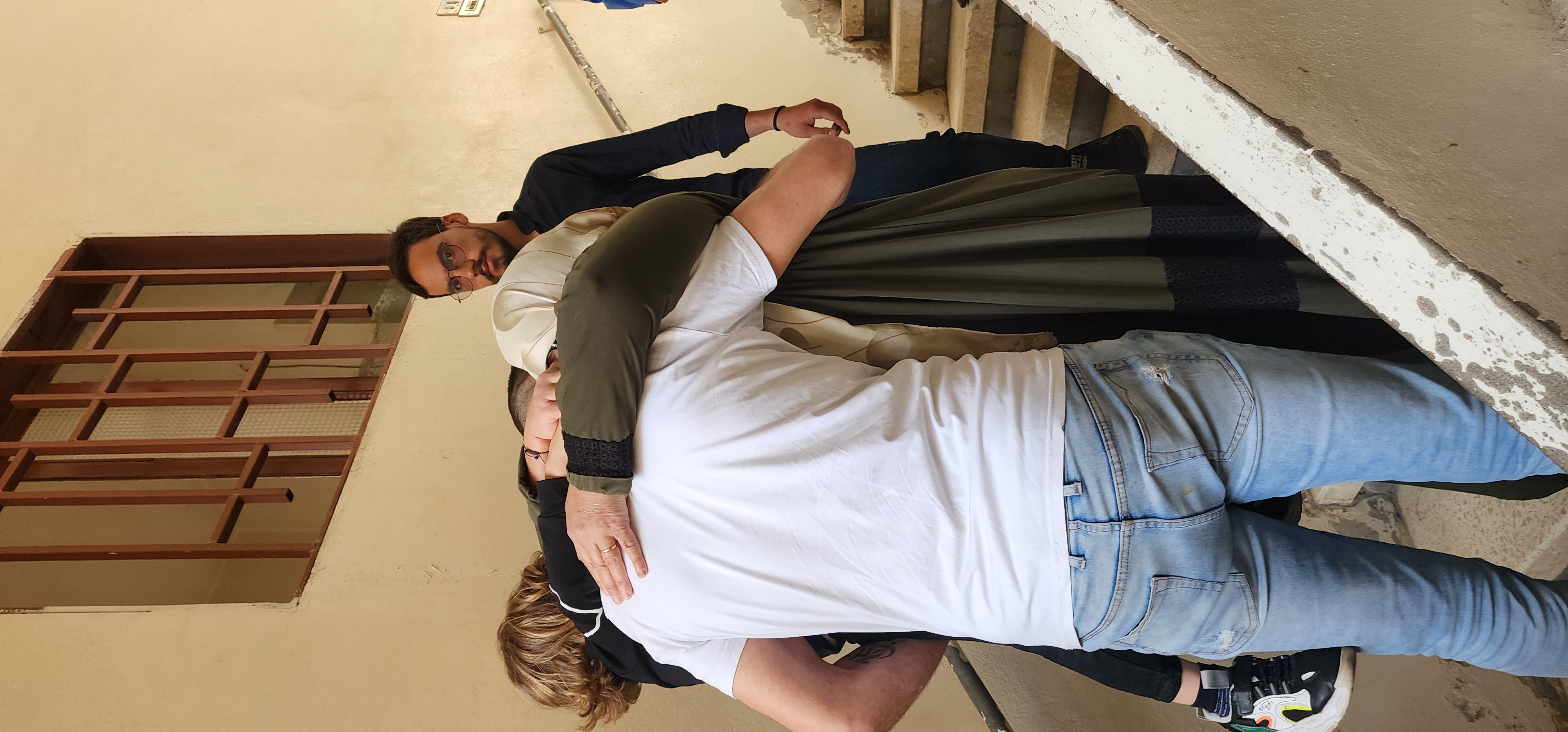 براءة الموقوف حسن عطيّة من تهمة التعامل مع العدو الإسرائيلي، وقد وصل الى منزله للتو في قانا