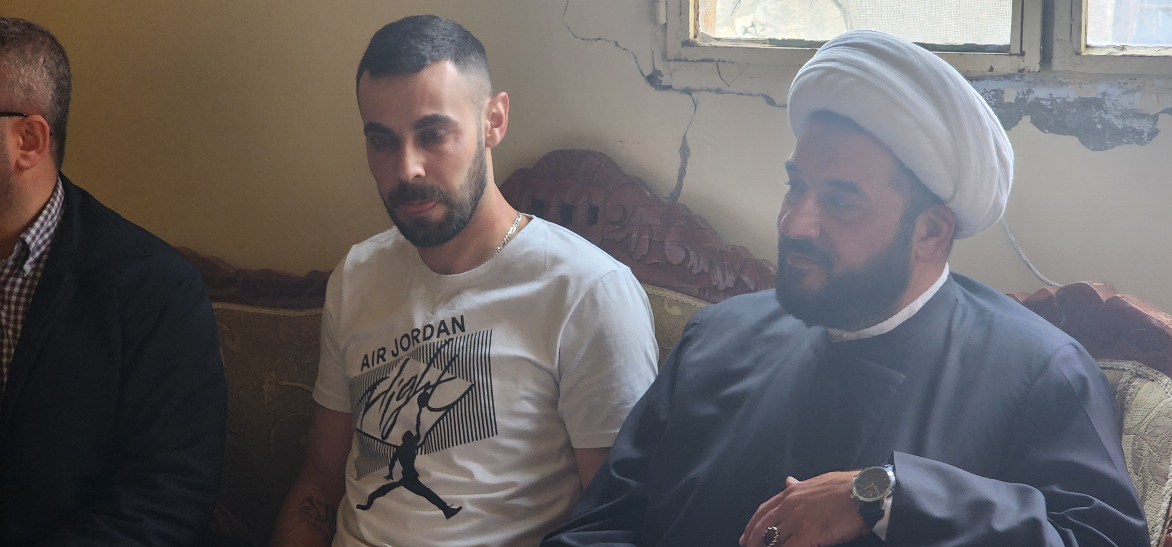 براءة الموقوف حسن عطيّة من تهمة التعامل مع العدو الإسرائيلي، وقد وصل الى منزله للتو في قانا