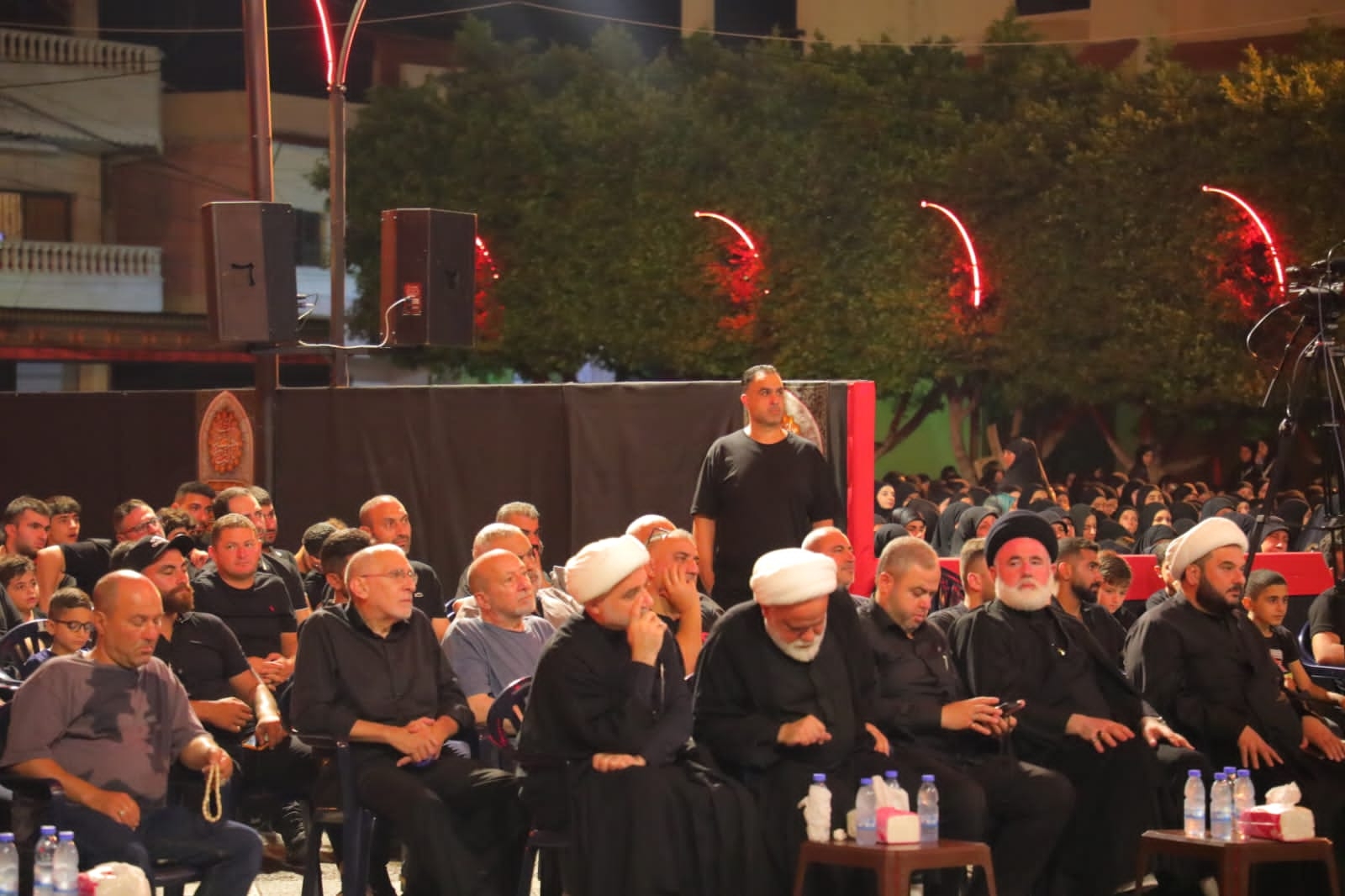 بالصور إحياء الليلة الثالثة من ليالي عاشوراء في بلدة قانا ساحة الأمام الحسين (ع) حارة البركة