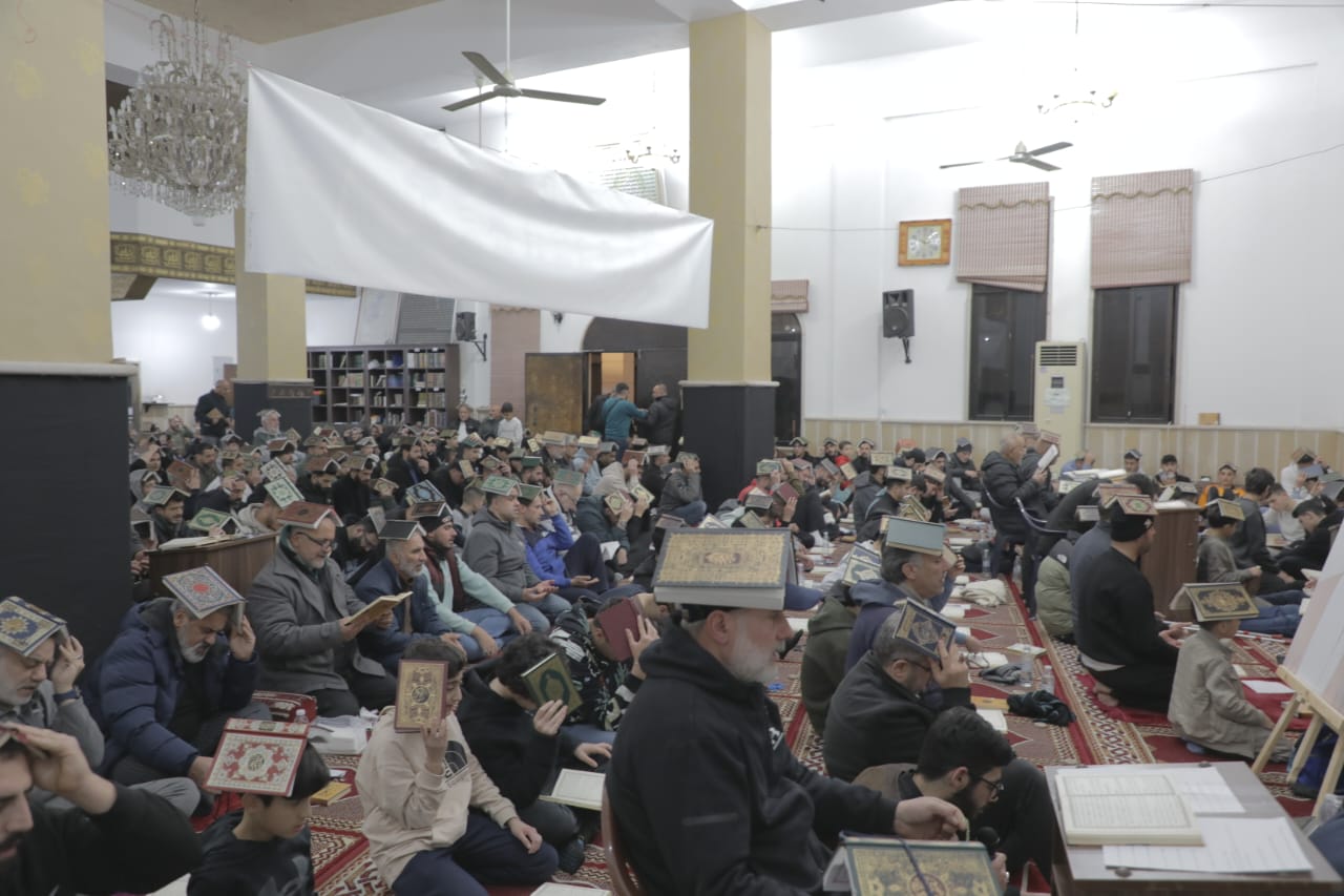 إحياء ليالي القدر المباركة للعام ٢٠٢٥ بحضور حاشد من المؤمنين الذين ابتهلوا الى الله تعالى بأدعيتهم