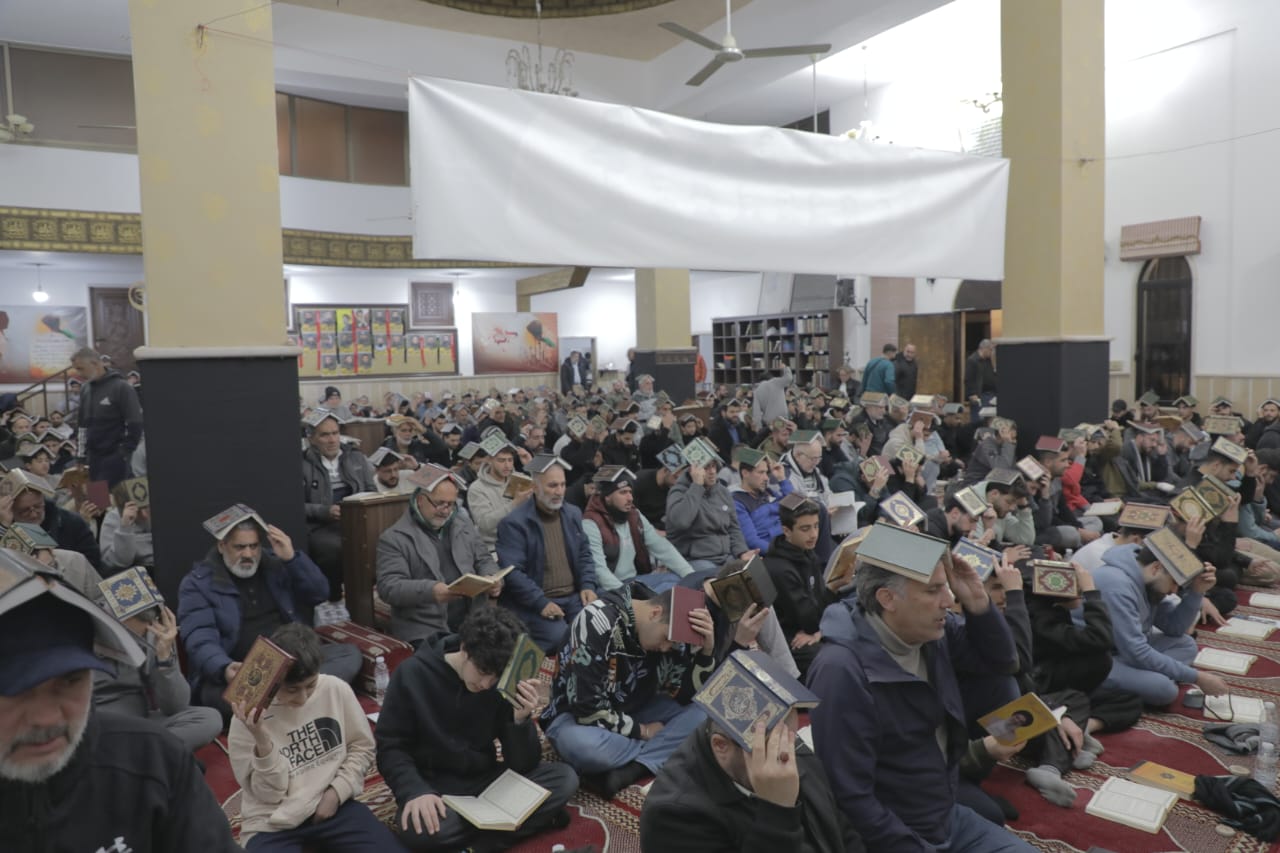 إحياء ليالي القدر المباركة للعام ٢٠٢٥ بحضور حاشد من المؤمنين الذين ابتهلوا الى الله تعالى بأدعيتهم