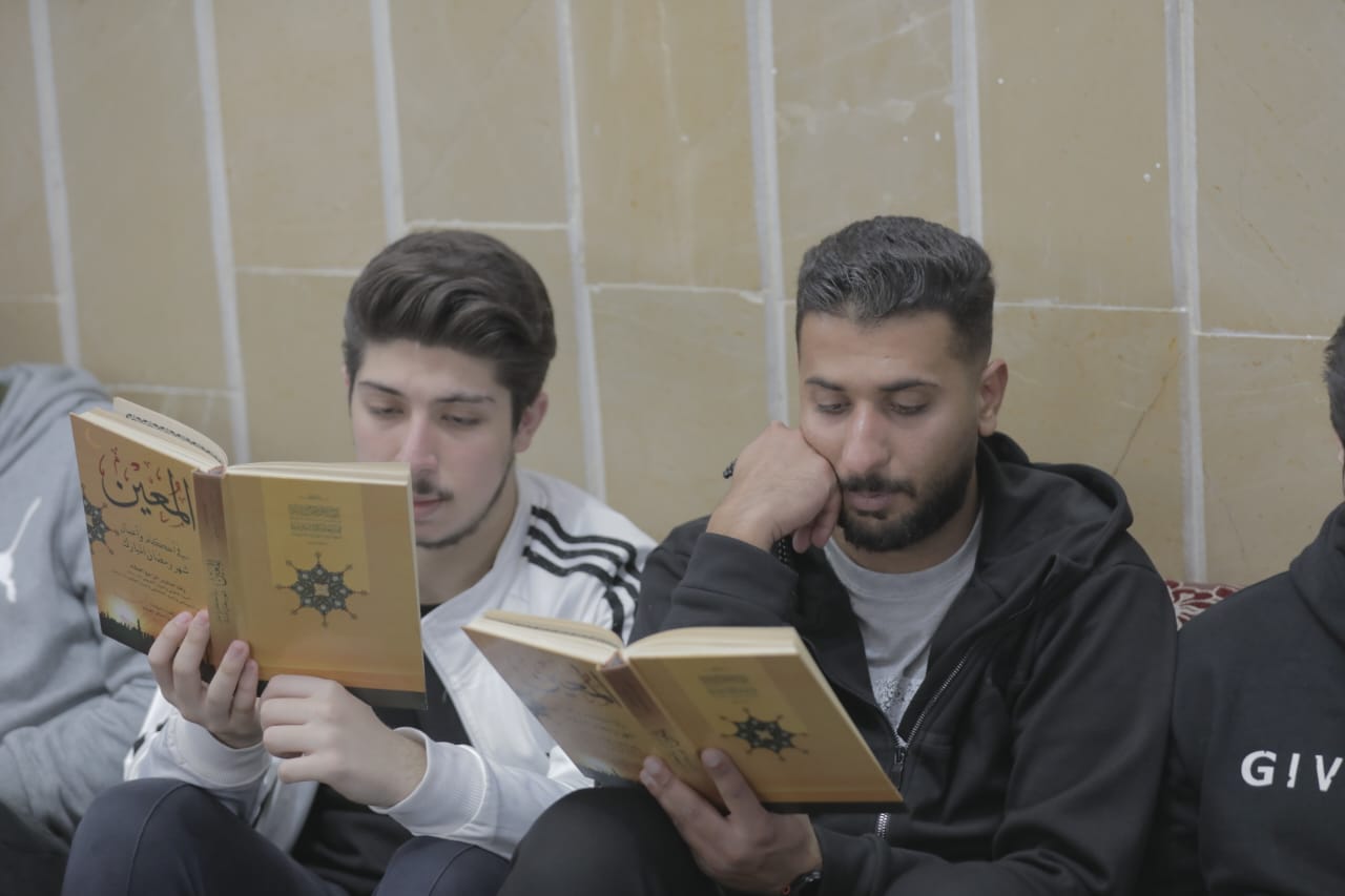 إحياء ليالي القدر المباركة للعام ٢٠٢٥ بحضور حاشد من المؤمنين الذين ابتهلوا الى الله تعالى بأدعيتهم
