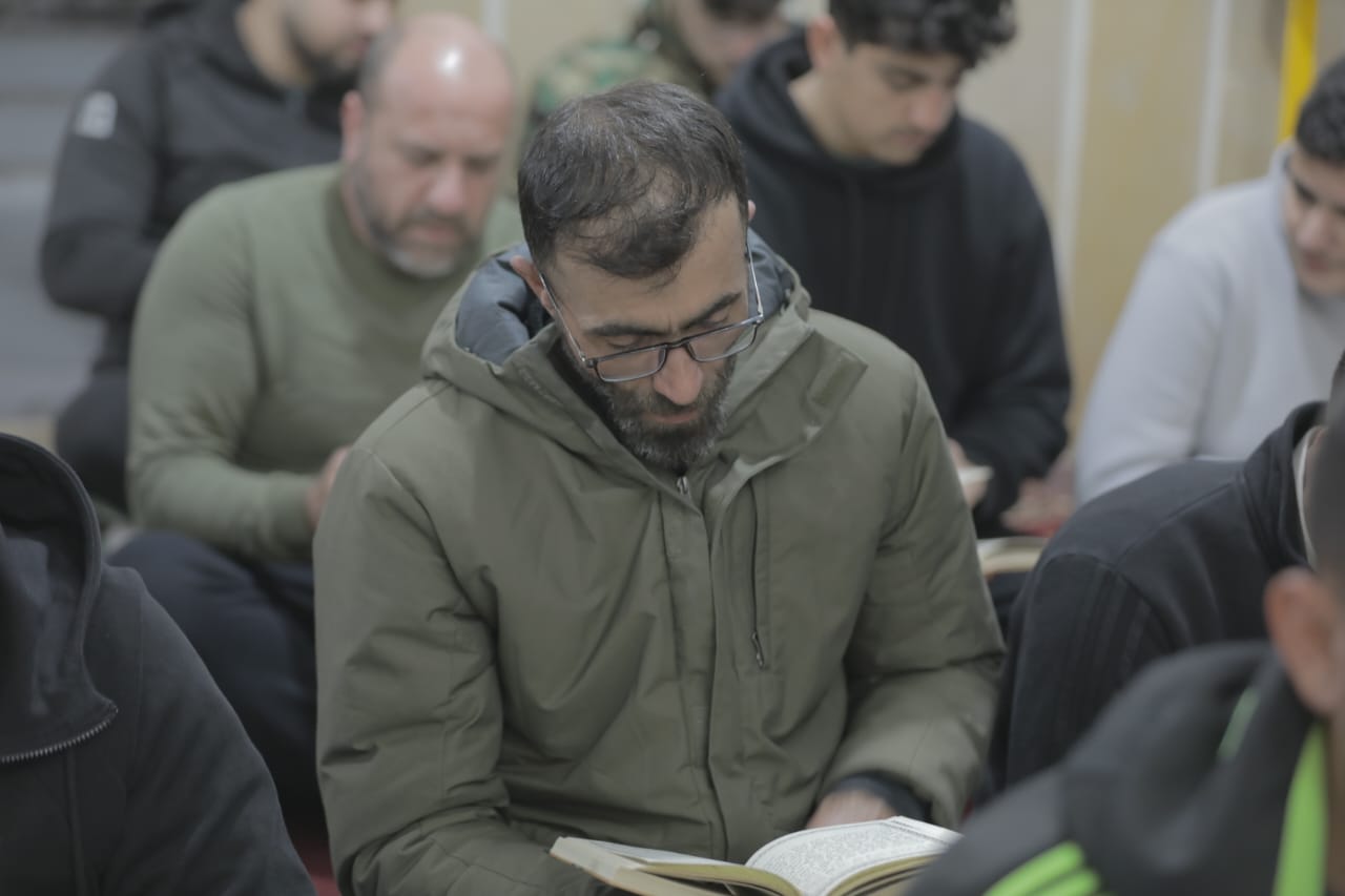إحياء ليالي القدر المباركة للعام ٢٠٢٥ بحضور حاشد من المؤمنين الذين ابتهلوا الى الله تعالى بأدعيتهم