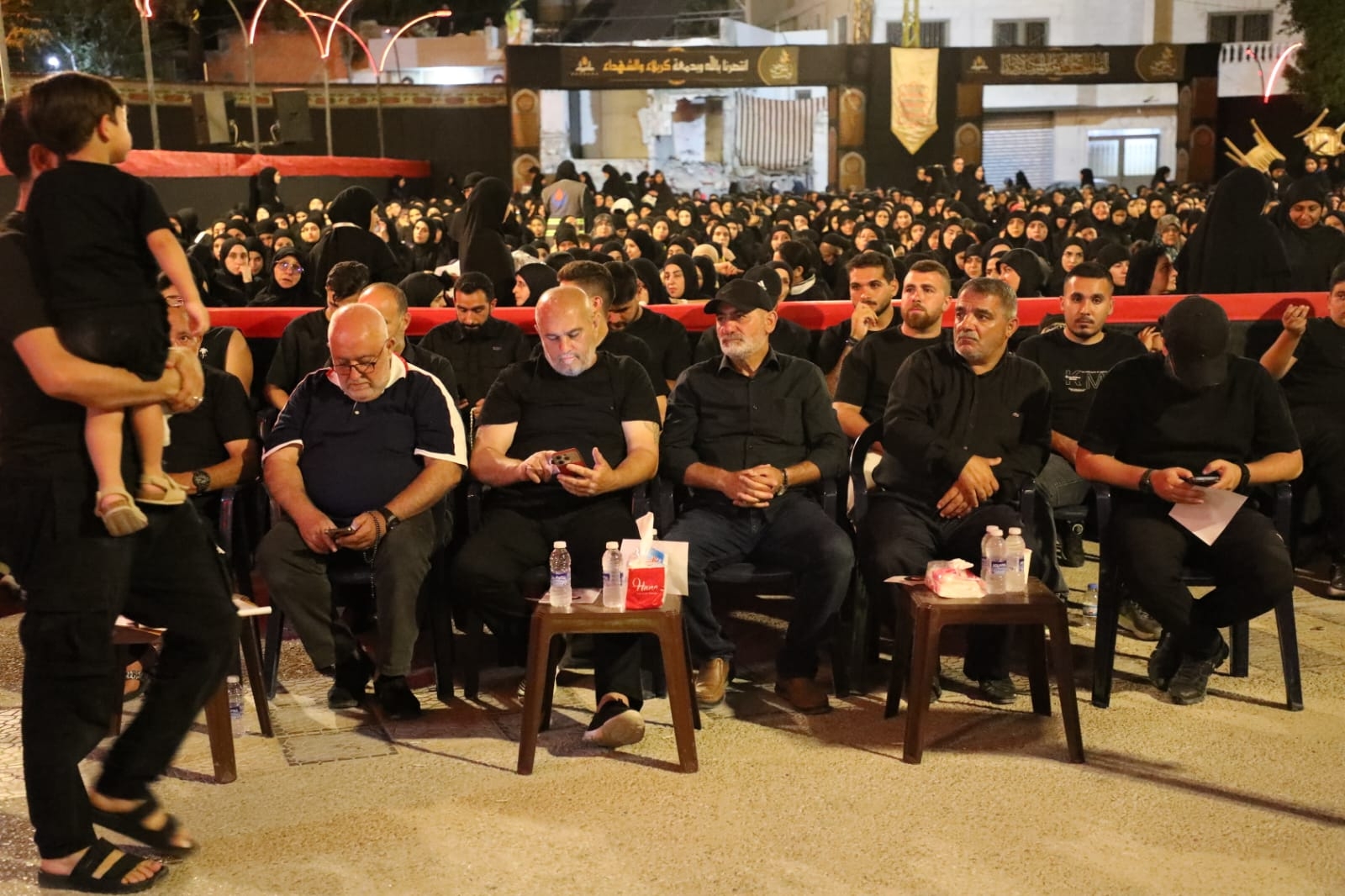 بالصور إحياء الليلة العاشرة ٢٠٢٥ من ليالي عاشوراء في بلدة قانا ساحة الأمام الحسين (ع) حارة البركة