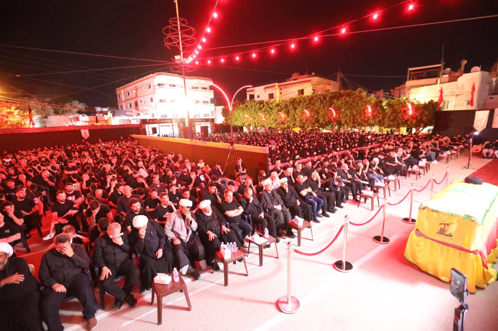 بالصور إحياء الليلة العاشرة ٢٠٢٥ من ليالي عاشوراء في بلدة قانا ساحة الأمام الحسين (ع) حارة البركة