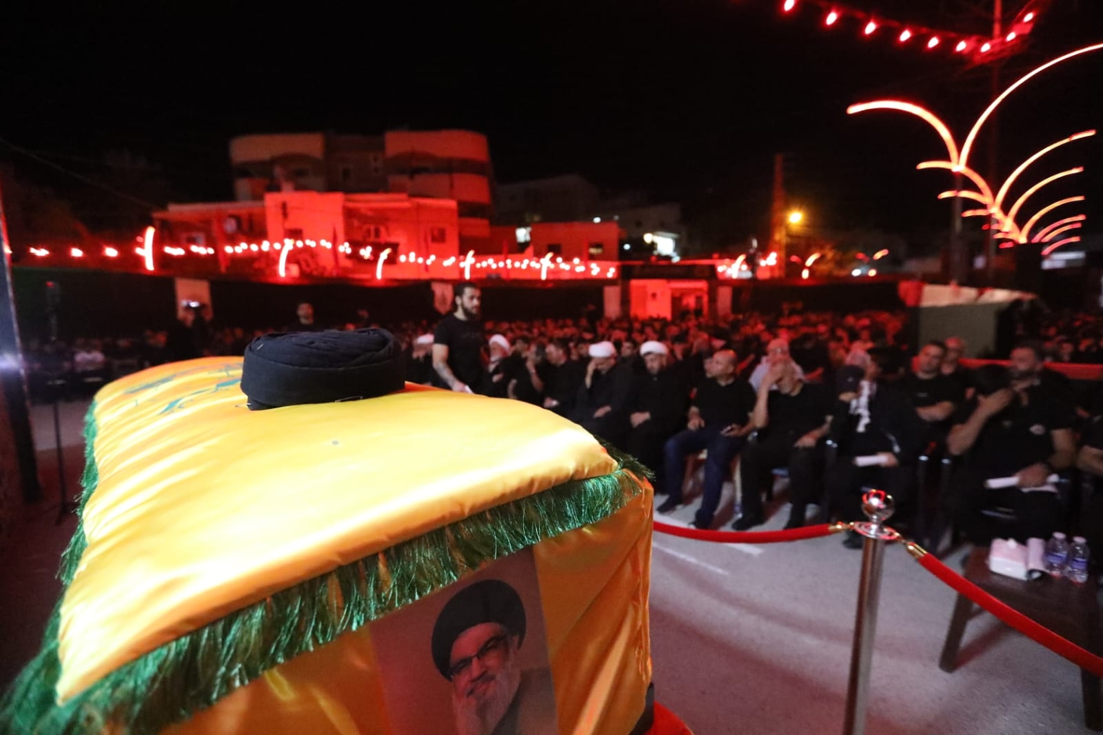 بالصور إحياء الليلة العاشرة ٢٠٢٥ من ليالي عاشوراء في بلدة قانا ساحة الأمام الحسين (ع) حارة البركة