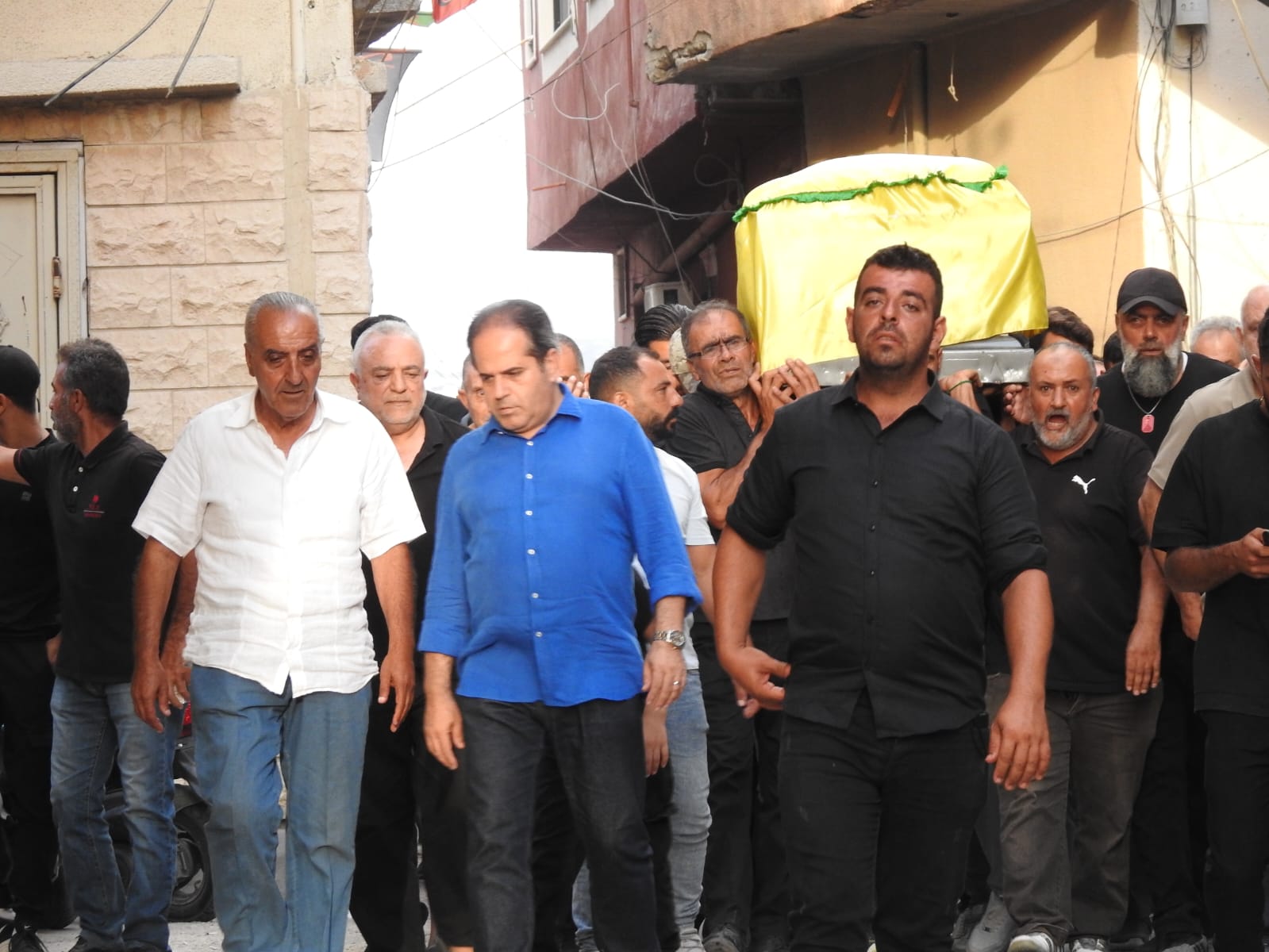 شيعت بلدة قانا فقيد الجهاد والمقاومة الحاج علي محمد حكيم الى مثواه الاخير