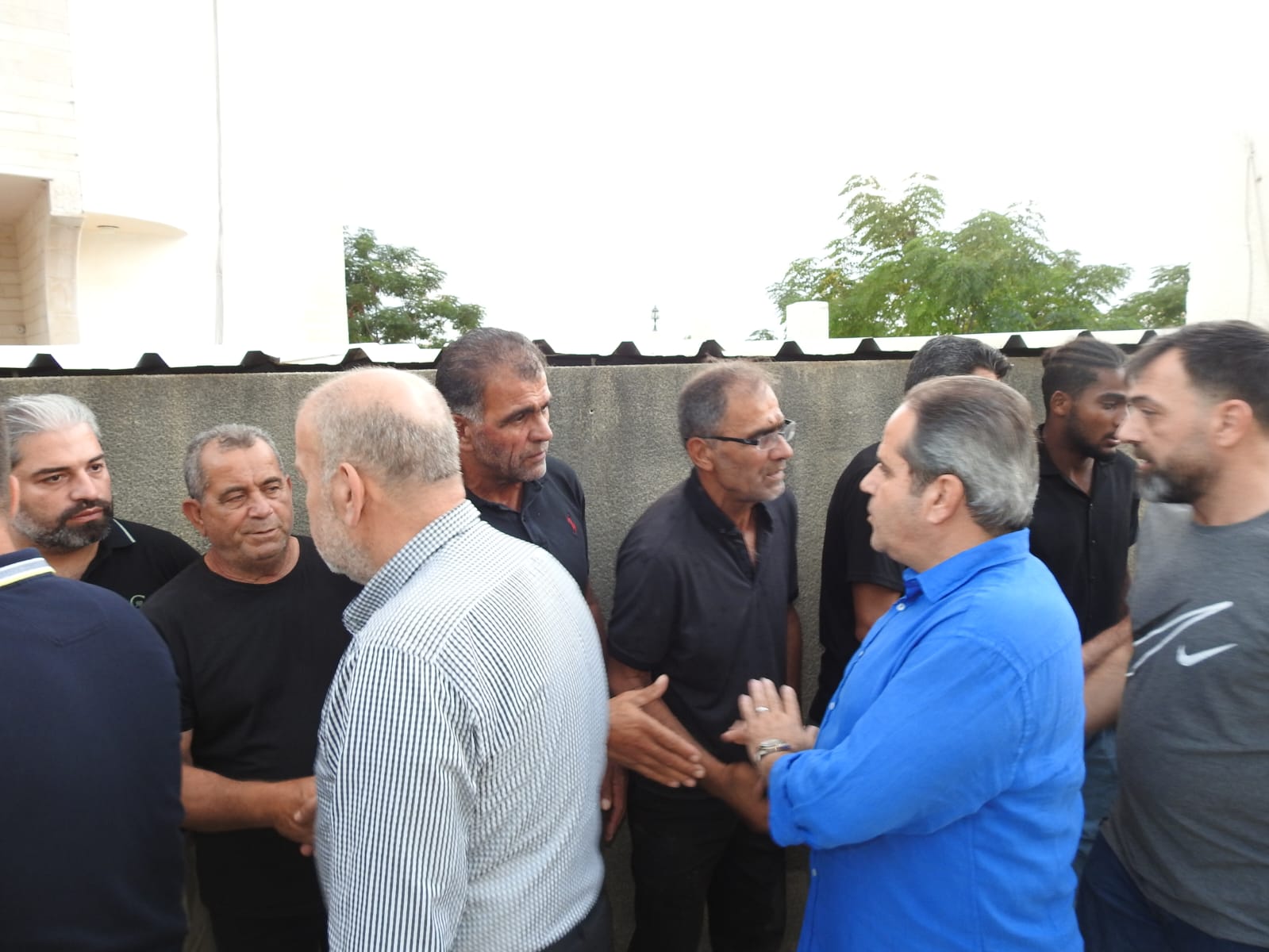 شيعت بلدة قانا فقيد الجهاد والمقاومة الحاج علي محمد حكيم الى مثواه الاخير